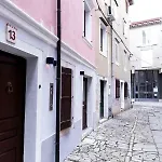 Bella Tara Πιράν
