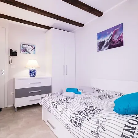 Bella Tara Apartman Piran