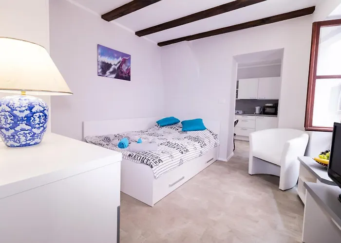 アパート Bella Tara ピラン