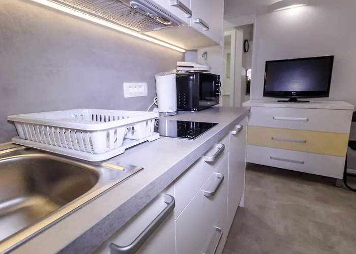 アパート Bella Tara ピラン