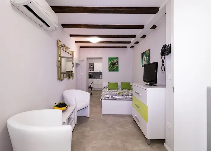 Bella Tara * ピラン