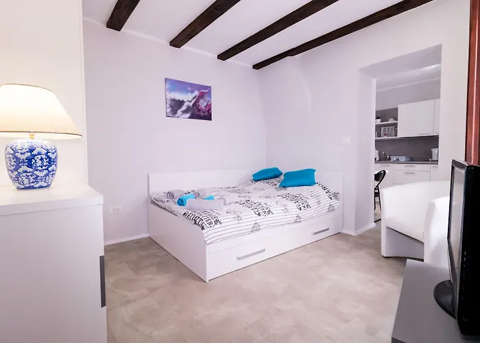 Bella Tara アパート