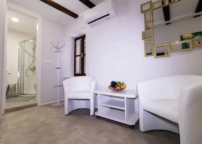 アパート Bella Tara ピラン